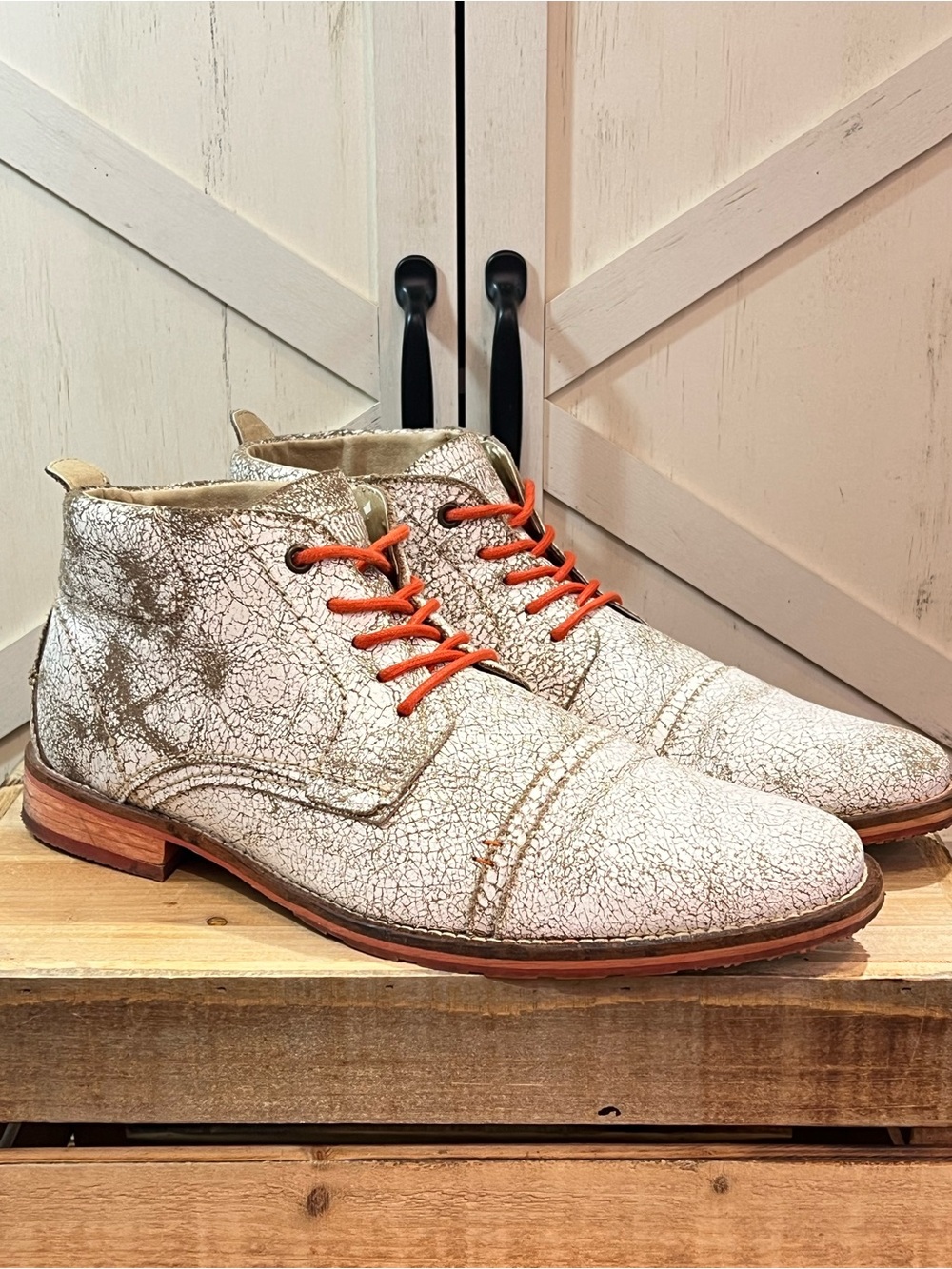 Steve Madden Men’s White Leather Crackle Chukka Boots Size 11 RARE - Picture 5 of 12